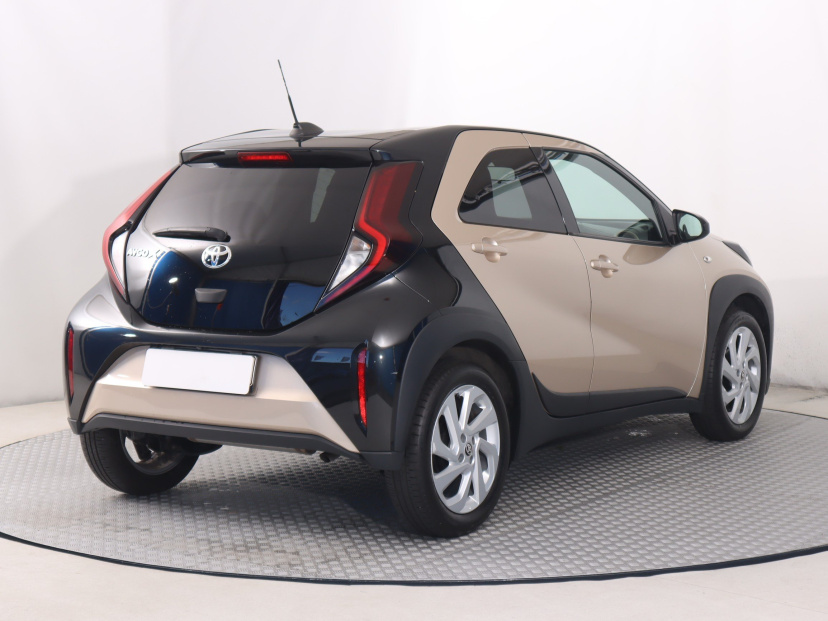 Toyota Aygo X, 2022