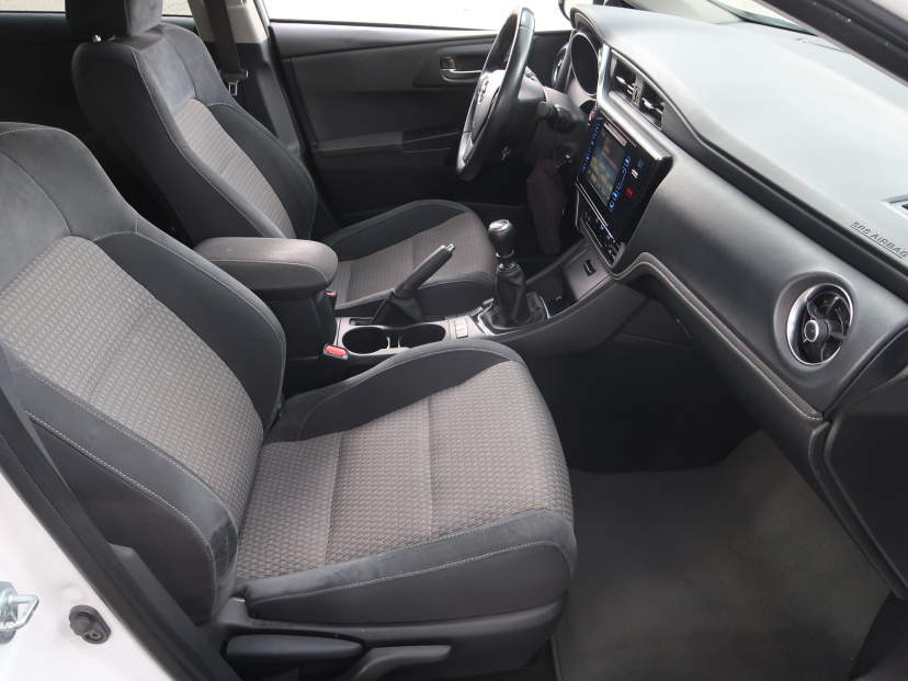 Toyota Auris, 2017