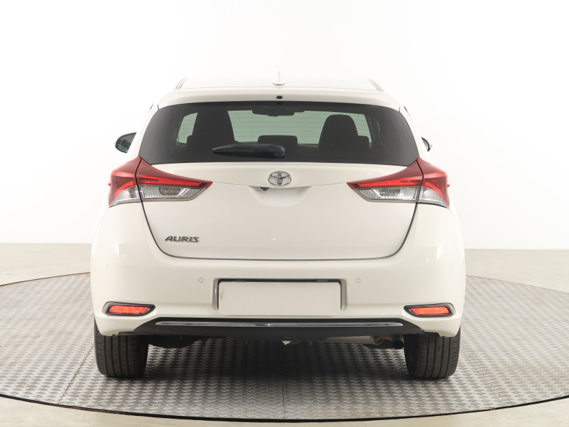 Toyota Auris, 2017