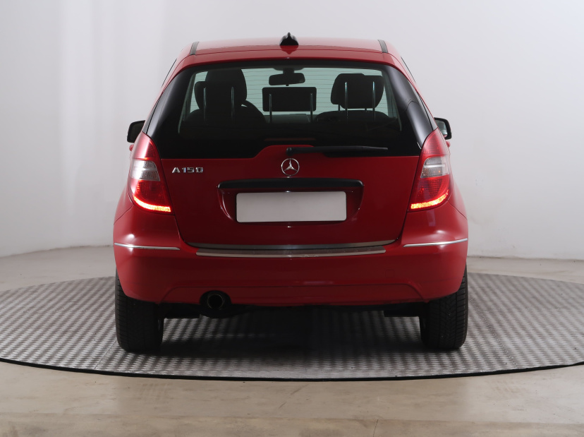 Mercedes-Benz A, 2010