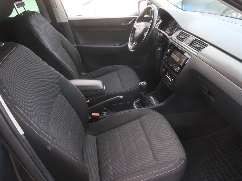Škoda Rapid Spaceback, 2015