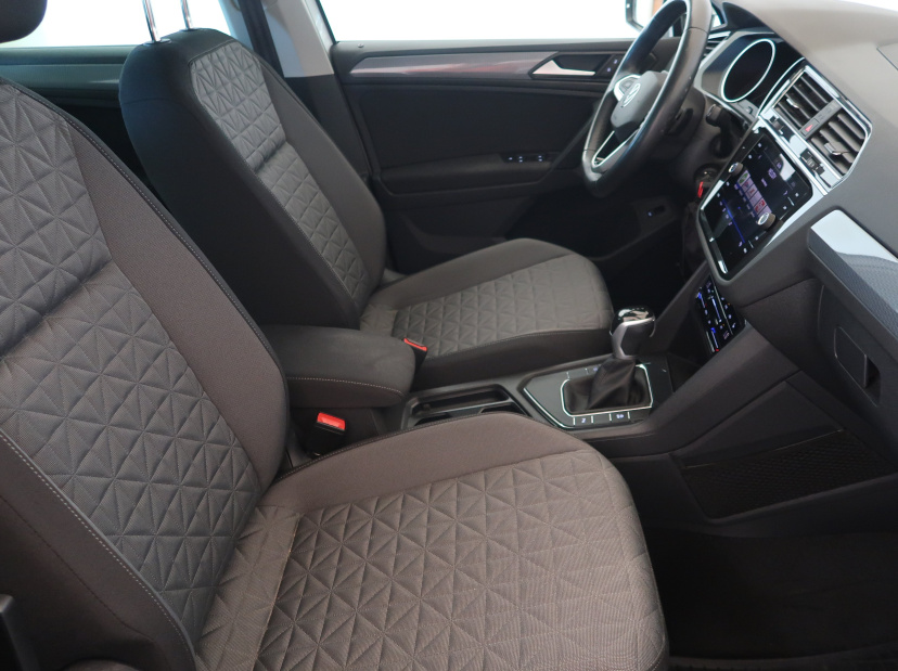 Volkswagen Tiguan, 2022