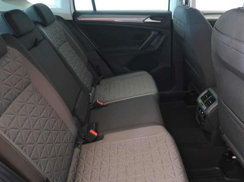 Volkswagen Tiguan, 2022