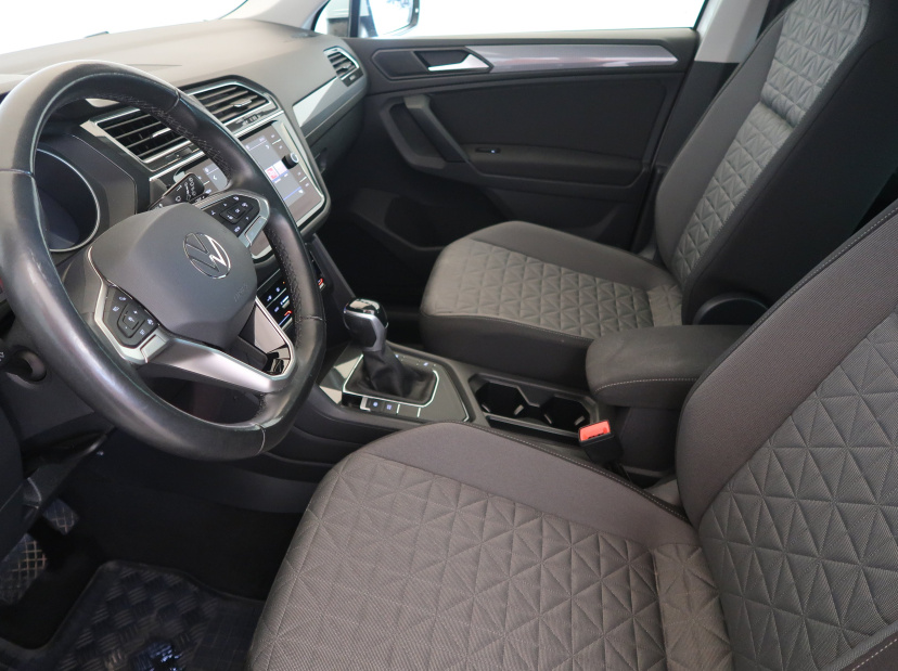 Volkswagen Tiguan, 2022