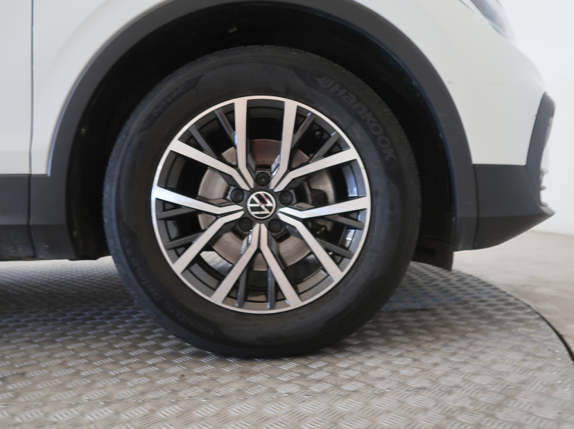 Volkswagen Tiguan, 2022