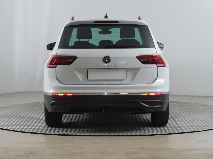 Volkswagen Tiguan, 2022