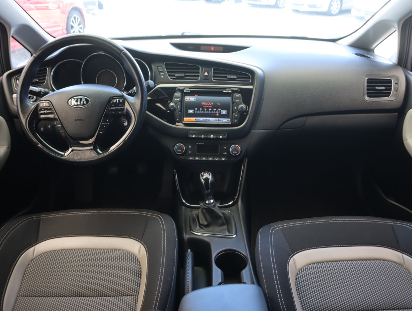 Kia Ceed, 2015