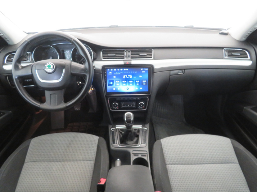 Škoda Superb, 2009