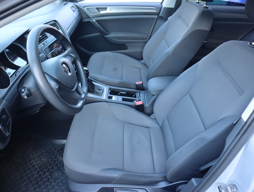 Volkswagen Golf, 2013