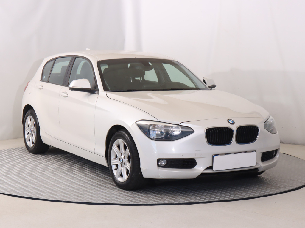 BMW 1, 2013