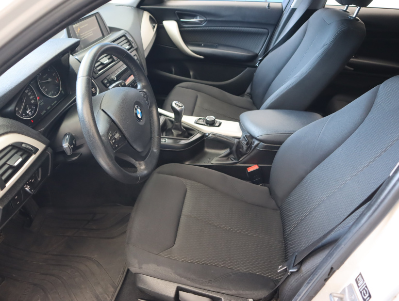 BMW 1, 2013