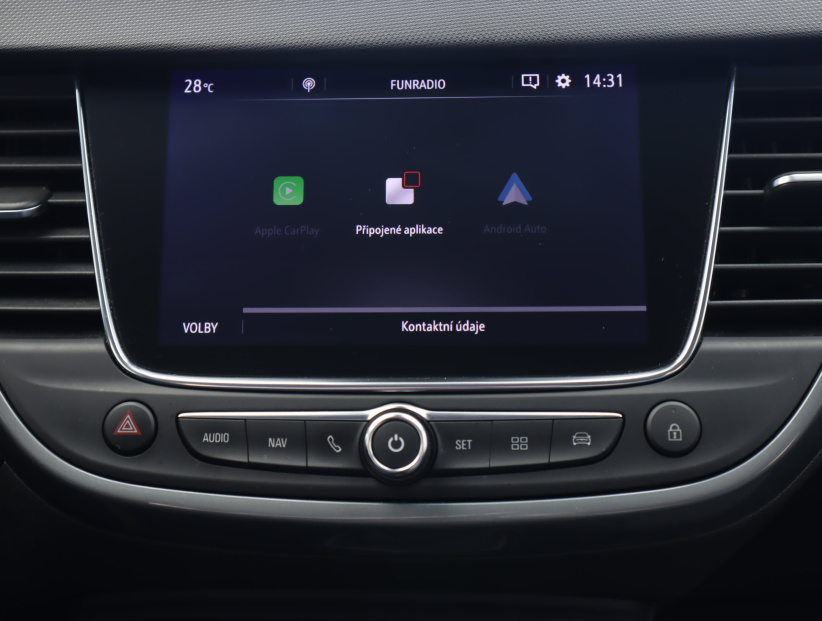 Opel Crossland, 2024