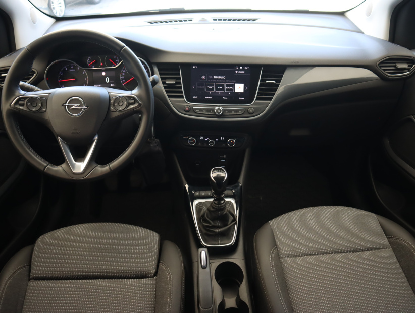 Opel Crossland, 2024