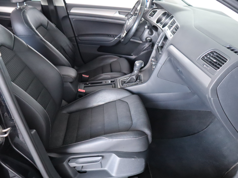 Volkswagen Golf, 2016