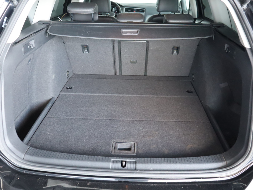 Volkswagen Golf, 2016
