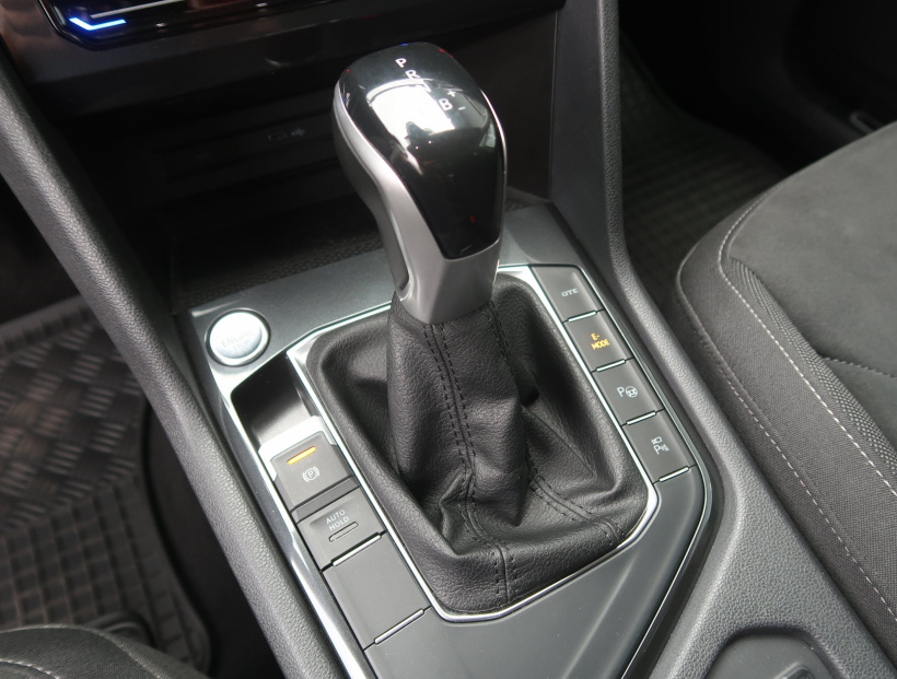 Volkswagen Tiguan, 2022