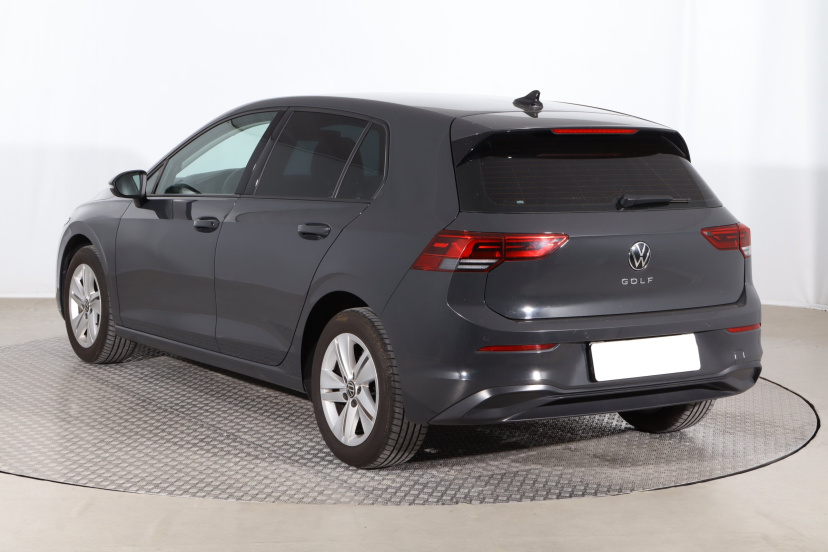 Volkswagen Golf, 2020