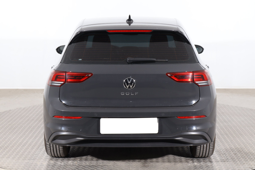 Volkswagen Golf, 2020
