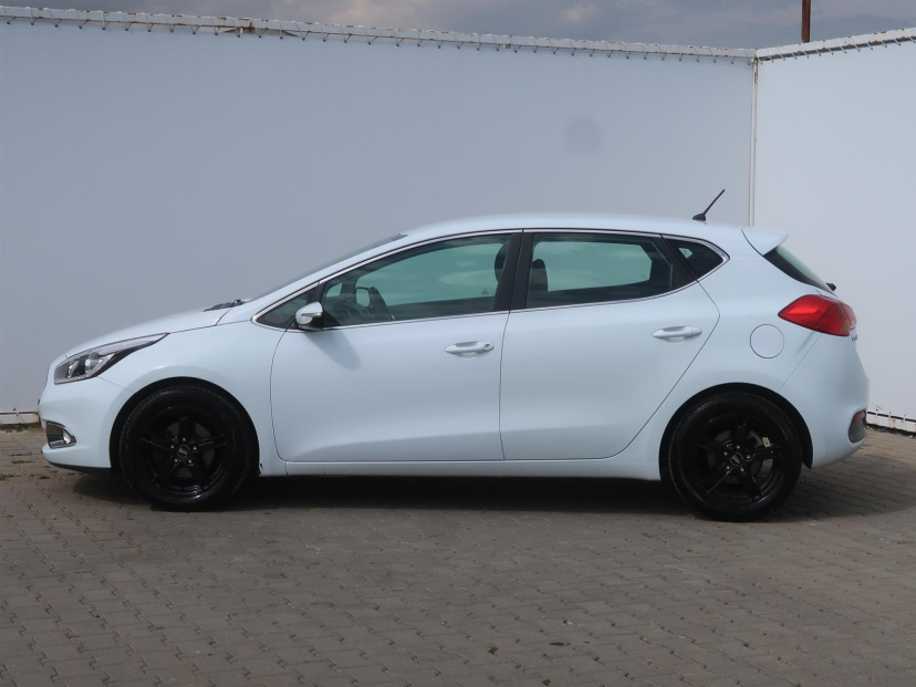 Kia Ceed, 2013