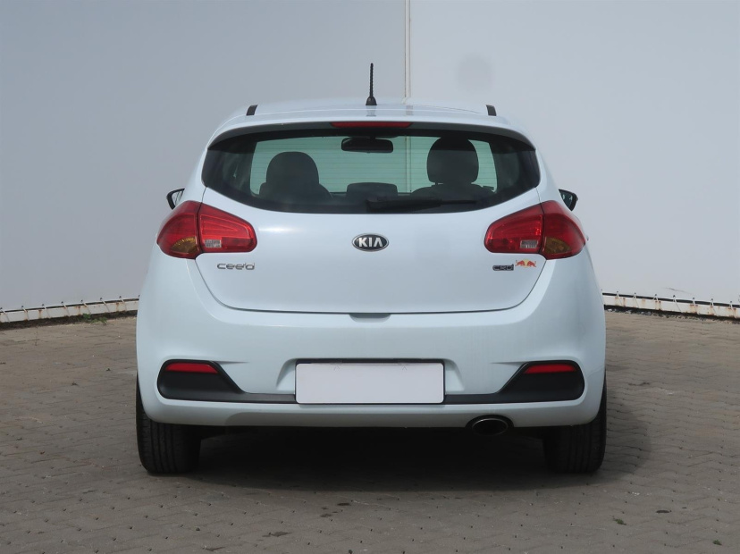 Kia Ceed, 2013