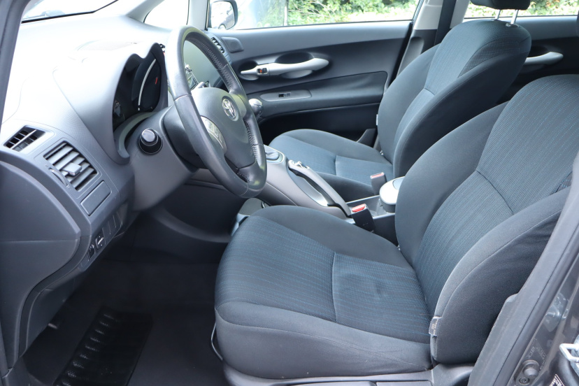Toyota Auris, 2008