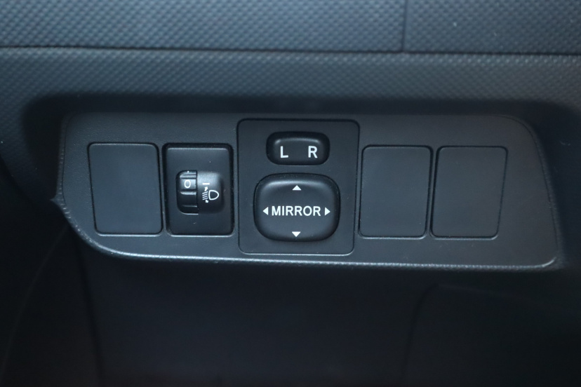 Toyota Auris, 2008