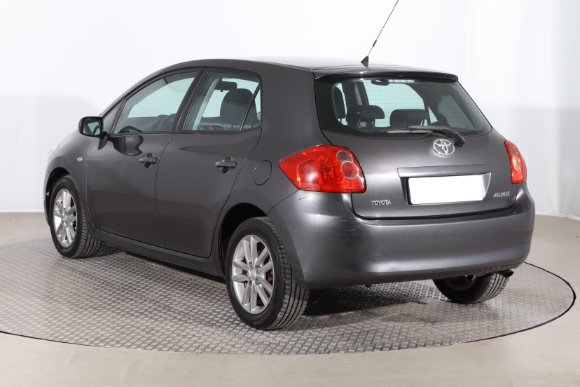 Toyota Auris, 2008