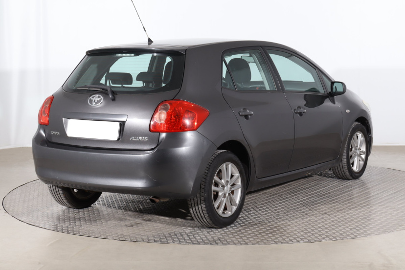 Toyota Auris, 2008