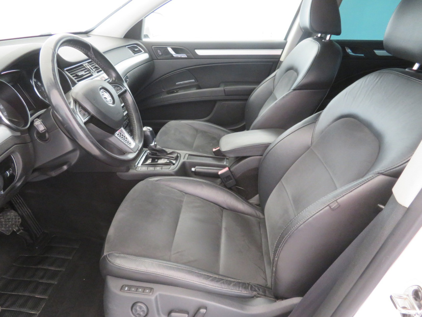 Škoda Superb, 2013