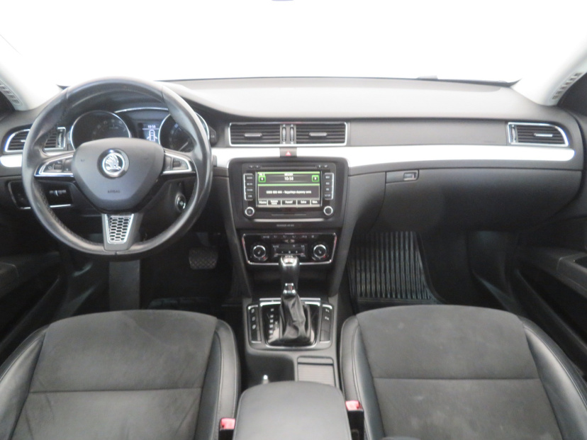 Škoda Superb, 2013