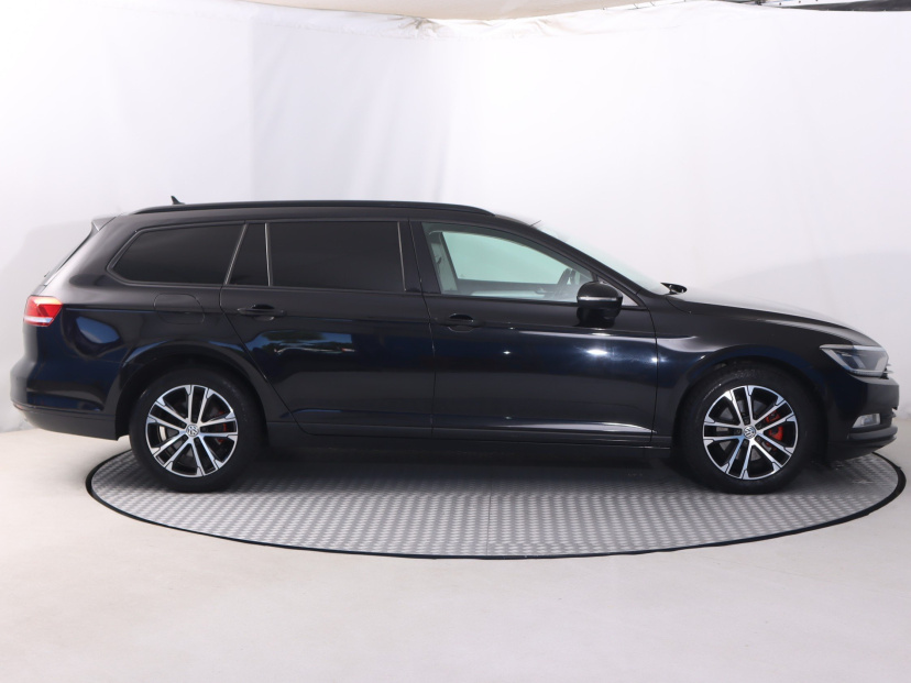 Volkswagen Passat, 2017