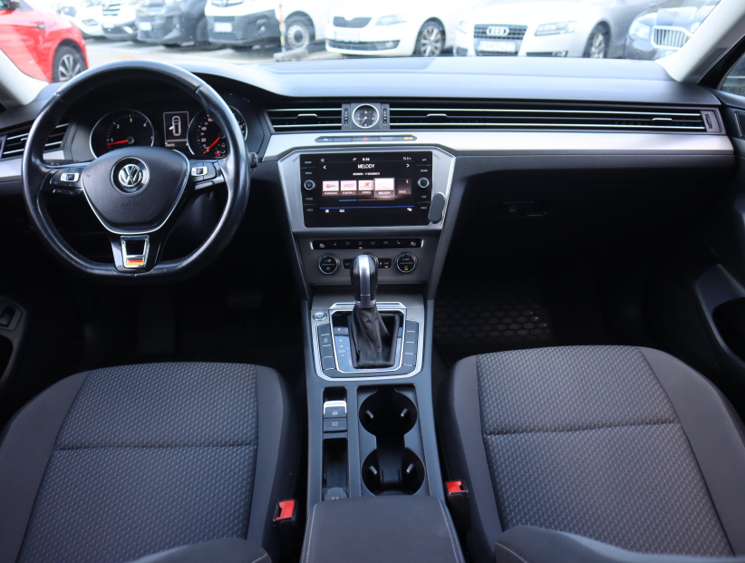 Volkswagen Passat, 2017