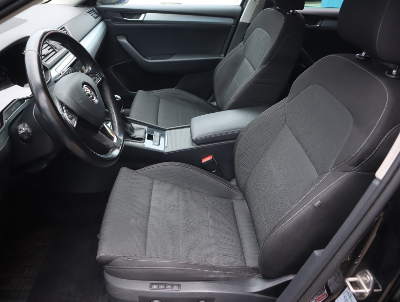 Škoda Superb, 2016