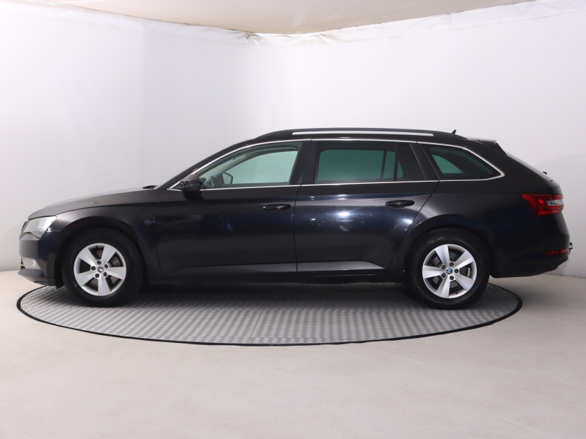 Škoda Superb, 2016