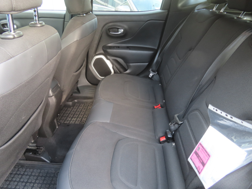 Jeep Renegade, 2016