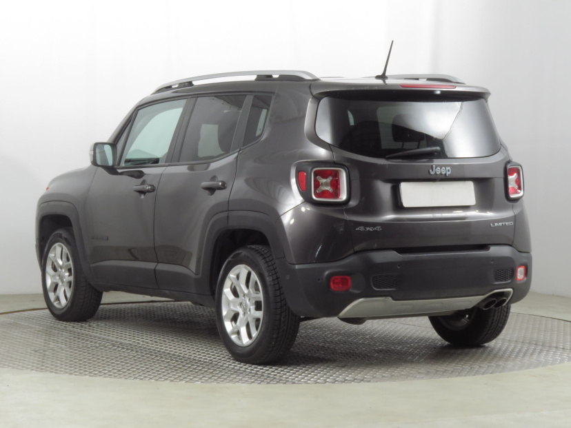 Jeep Renegade, 2016