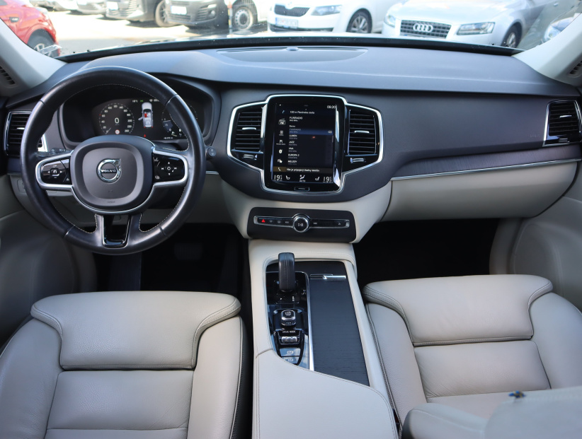 Volvo XC90, 2020