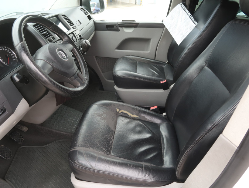 Volkswagen Transporter, 2012