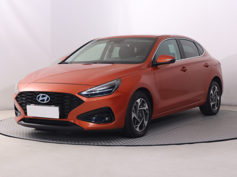 Hyundai i30 Fastback, 2025