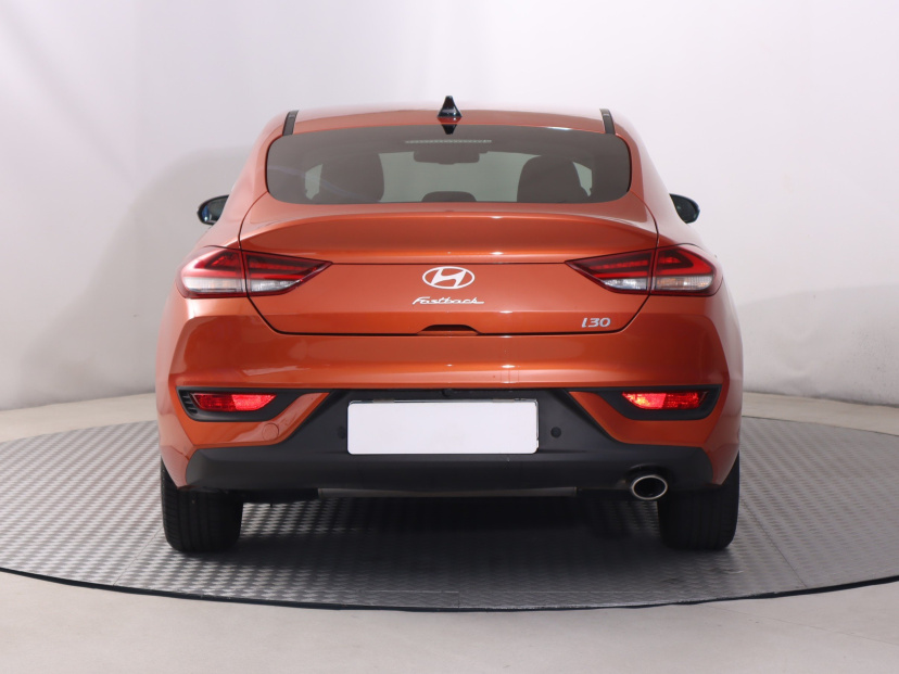 Hyundai i30 Fastback, 2025