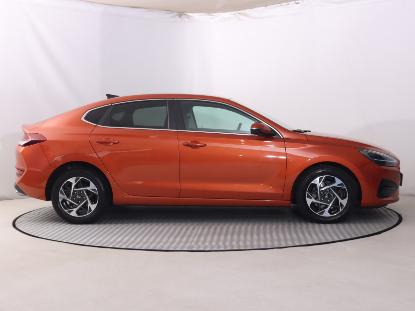 Hyundai i30 Fastback, 2025
