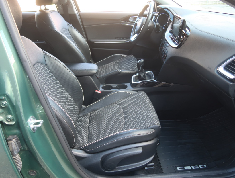 Kia Ceed, 2023