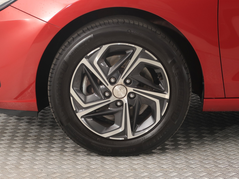 Hyundai i30, 2022