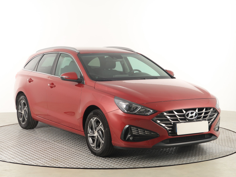 Hyundai i30, 2022