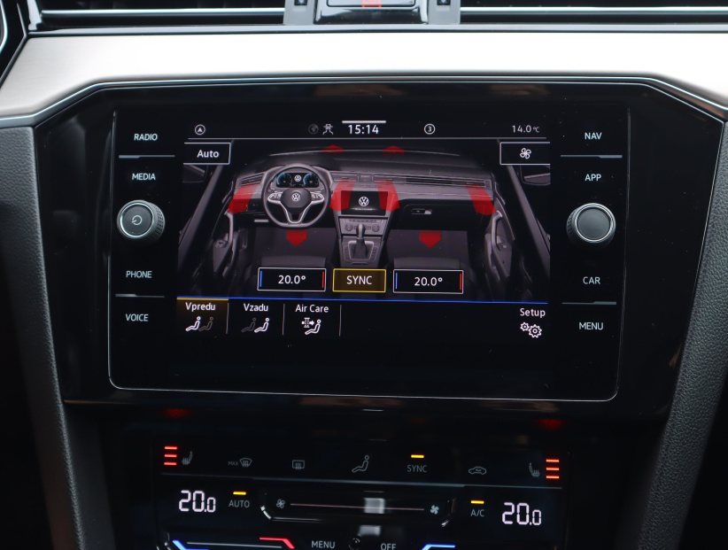 Volkswagen Passat, 2022