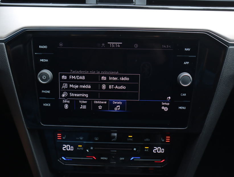 Volkswagen Passat, 2022