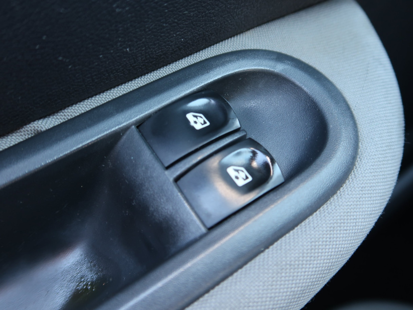 Renault Clio, 2011