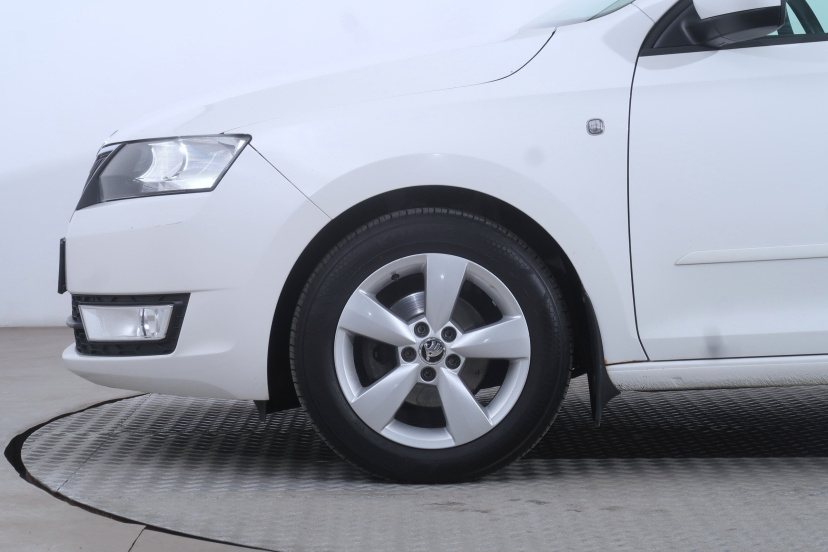 Škoda Rapid Spaceback, 2014