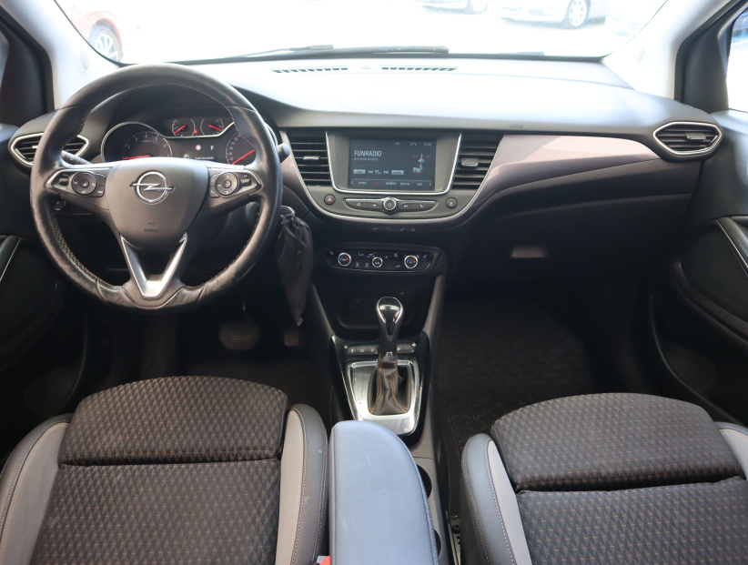 Opel Crossland, 2018