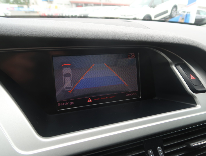Audi A4, 2010